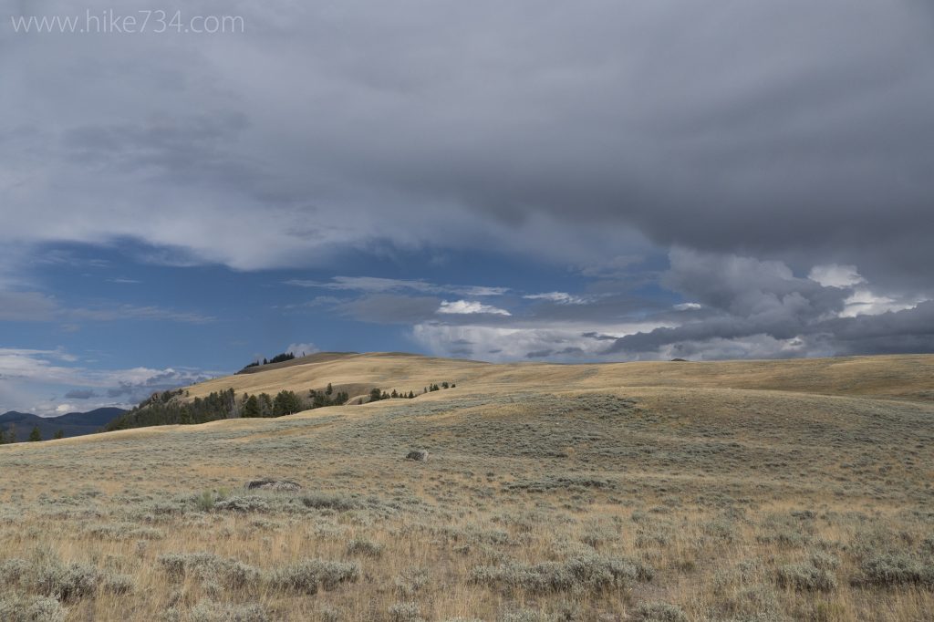 Yellowstone River Picnic Area and Specimen Ridge with Agate Creek ...