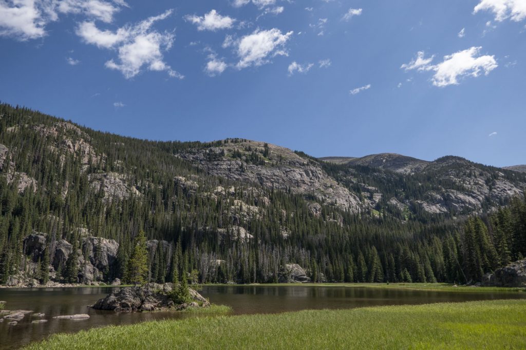 Lone Pine Lake - Hike 734