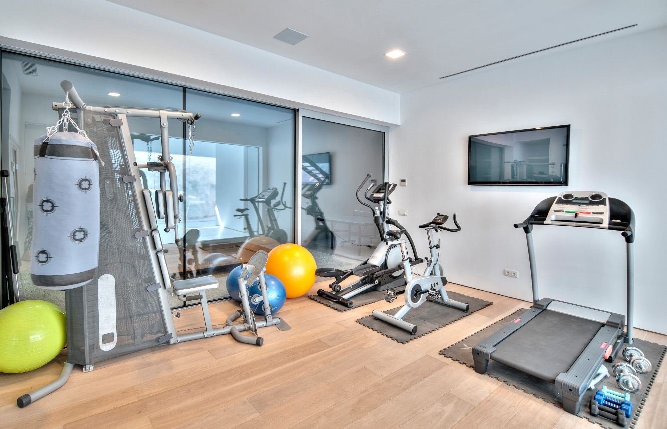 6 tips to create a home gym space— that works for YOU